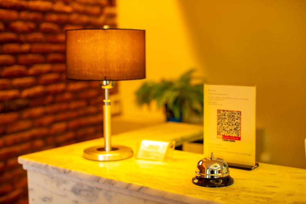 City Inn - Boutique Hotel Тбилиси Екстериор снимка