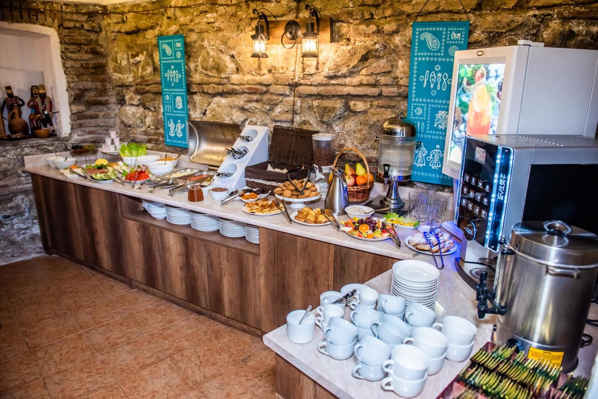 City Inn - Boutique Hotel Тбилиси Екстериор снимка