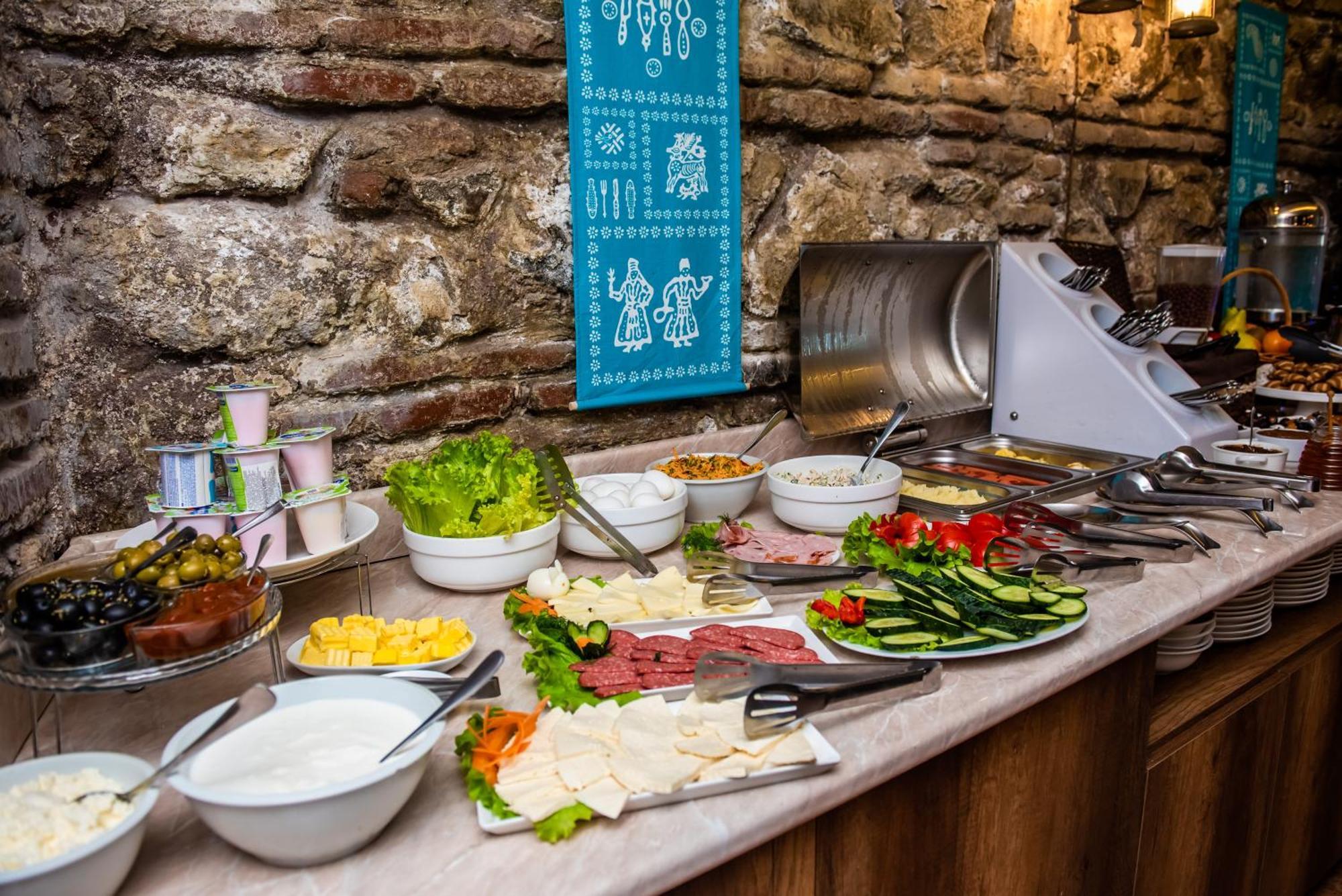 City Inn - Boutique Hotel Тбилиси Екстериор снимка