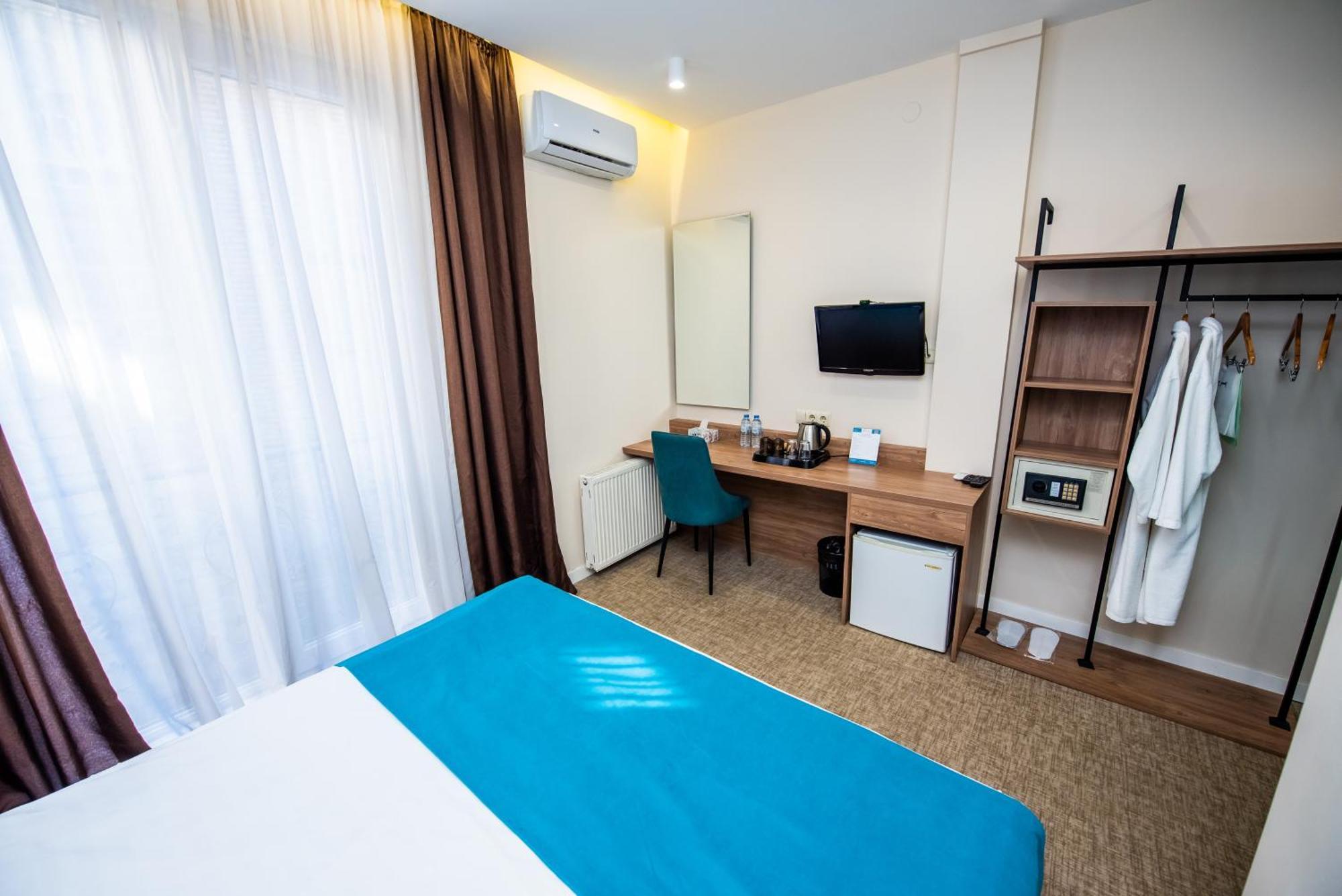 City Inn - Boutique Hotel Тбилиси Екстериор снимка