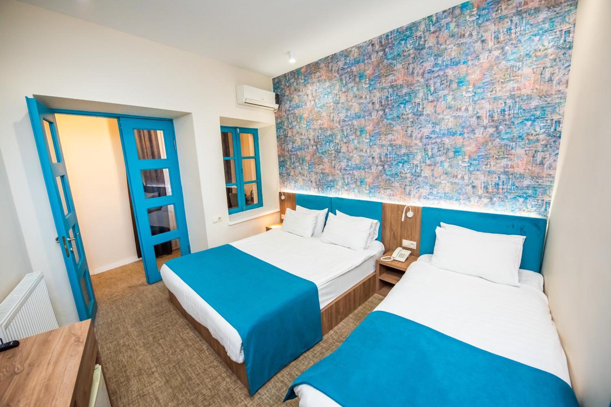 City Inn - Boutique Hotel Тбилиси Екстериор снимка